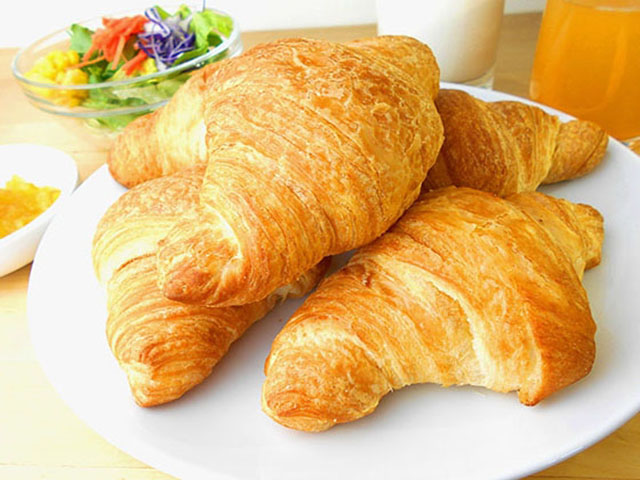 本間製パン 冷凍クロワッサン3種