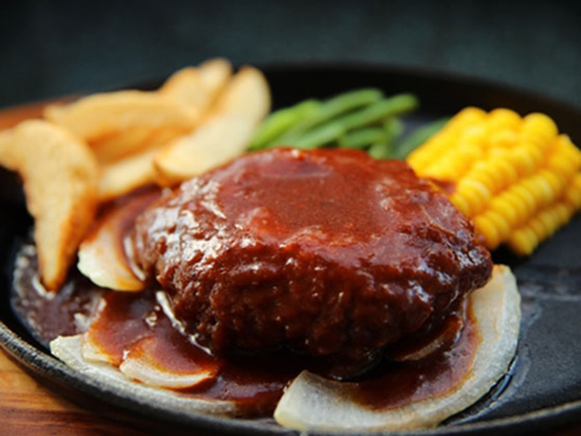 和牛入りワイン仕立てハンバーグ