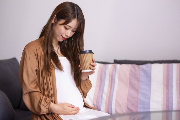 【医師監修】妊婦のカフェイン摂取は要注意？赤ちゃんへの影響や摂取量の目安を知っておこう